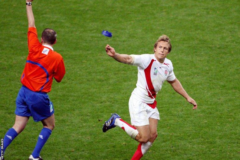 Jonny Wilkinson against France at the 2007 World Cup