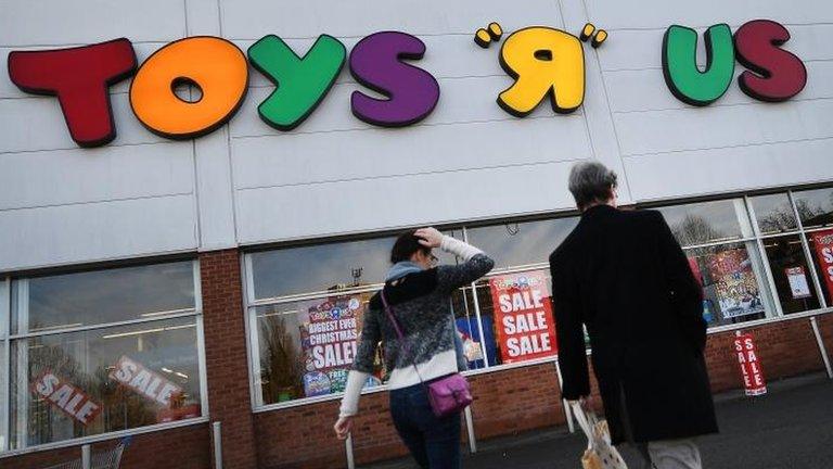 Toys R Us store