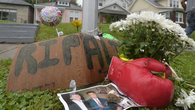 Fans' tributes to Mohammad Ali in Louisville, Kentucky