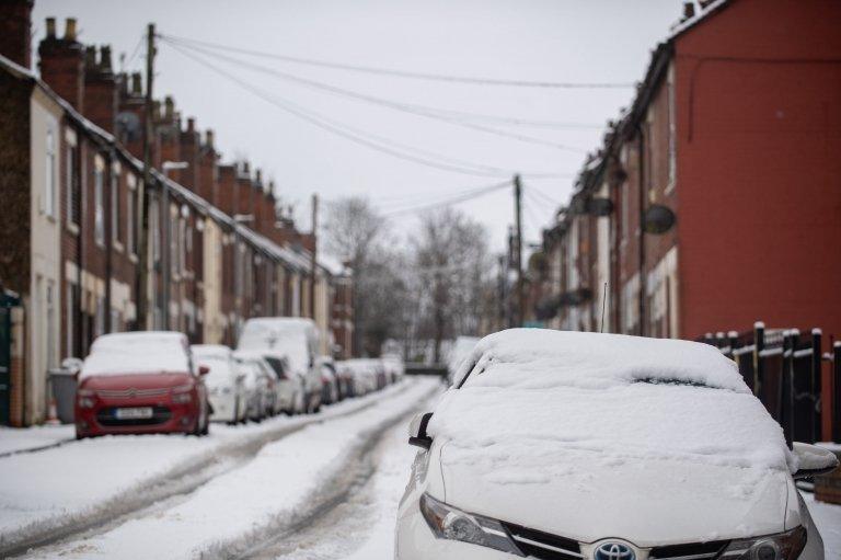 Snow fell heavily on these cars in Staffordshire