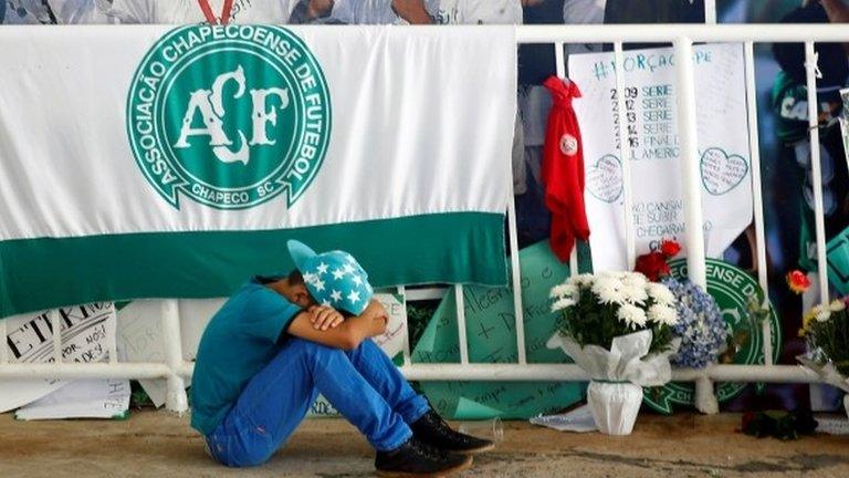 A young Chapecoense fan