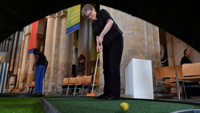 Rochester cathedral crazy golf