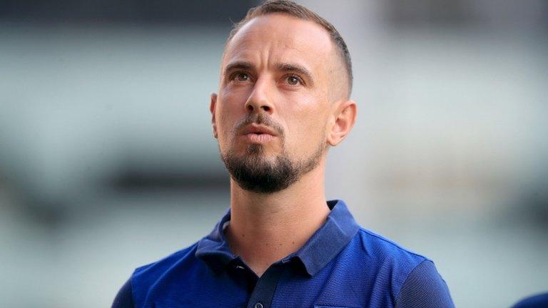 Mark Sampson