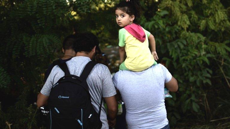 Syrian refugees in Serbia (Sept 2015)