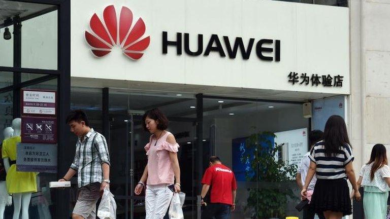 Huawei sign