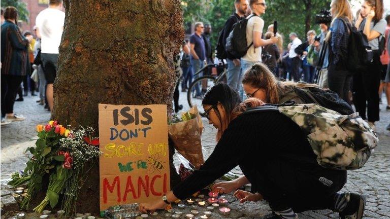 Manchester attack tributes