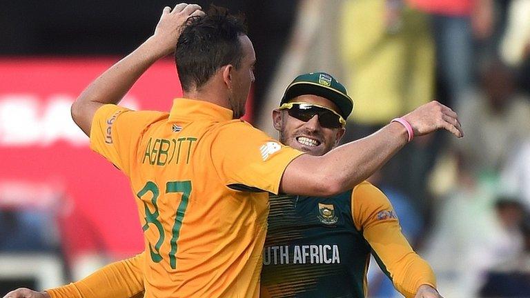 Captain Faf du Plessis congratulates Kyle Abbott