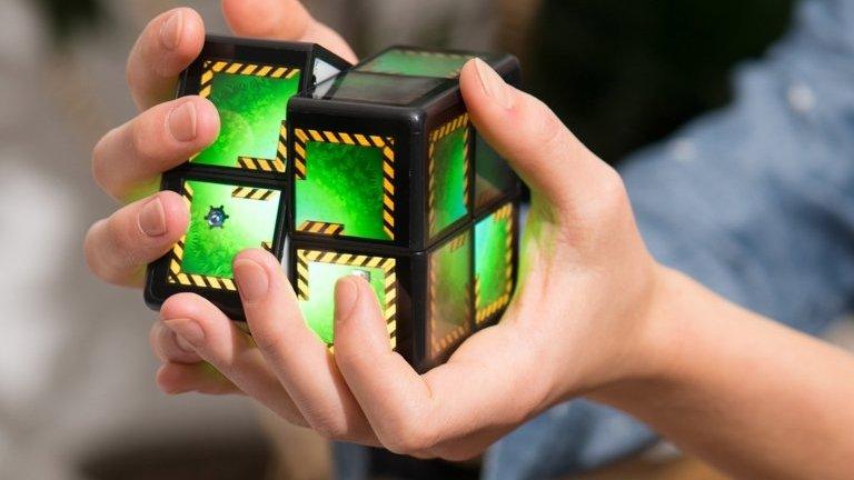 Wowcube.