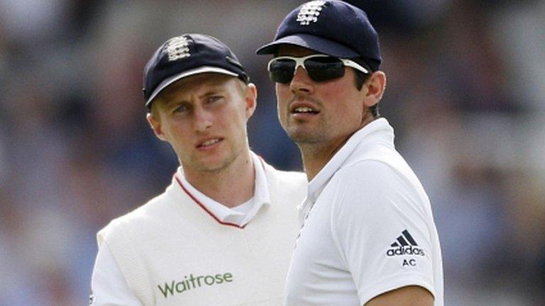 Joe Root (left) Alastair Cook