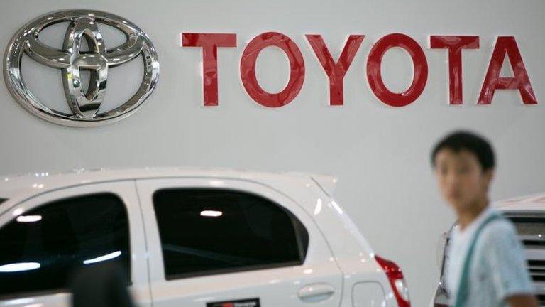 Toyota sign