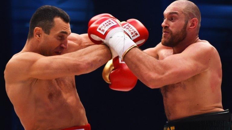 Tyson Fury (right) and Wladimir Klitschko (left)