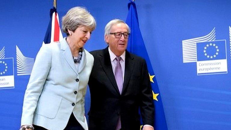 Theresa May and Jean-Claude Juncker