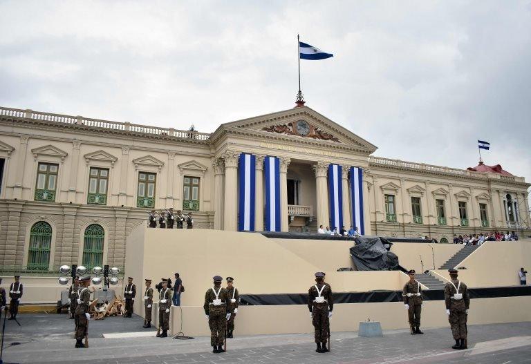 Salvadoran soldiers take part in a rehearsal during preparations for the presidential inauguration ceremony in downtown San Salvador, on May 29, 2019