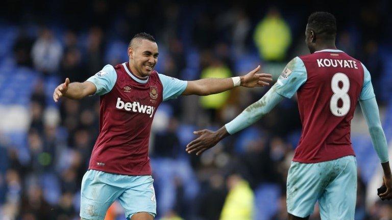 Dimitri Payet of West Ham celebrates