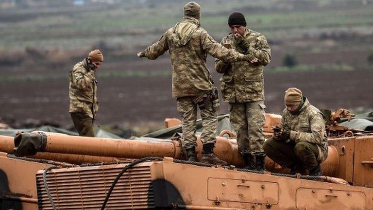 Turkish troops near the Syrian border (25/01/18)