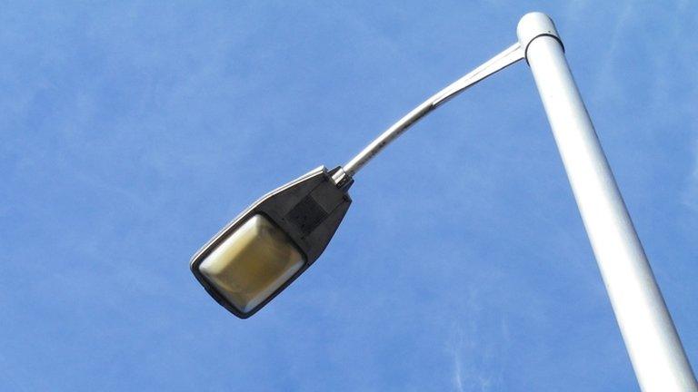 Street lamp