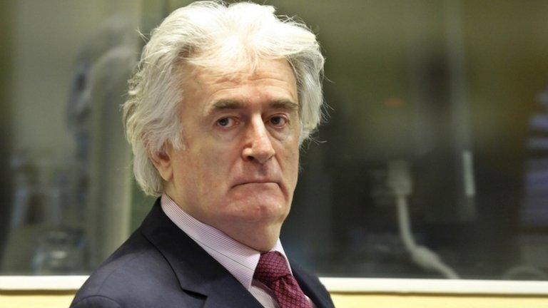 Former Bosnian Serb leader Radovan Karadzic appears in the courtroom of the ICTY War Crimes tribunal in the Hague, 3 November 2009