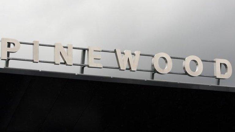 Pinewood Studios sign