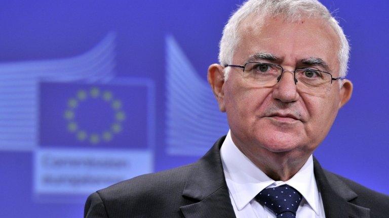 John Dalli at a news conference in Brussels, 17 July 2012