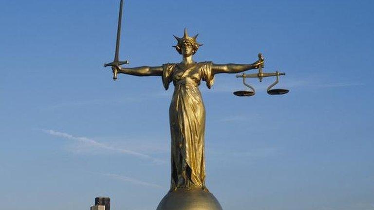 Lady Justice atop the Old Bailey