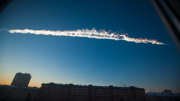 Meteor trail above Chelyabinsk, Russia, 15 February