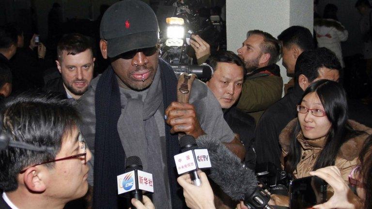 Dennis Rodman and journalists at Pyongyang airport (26 Feb 2013)