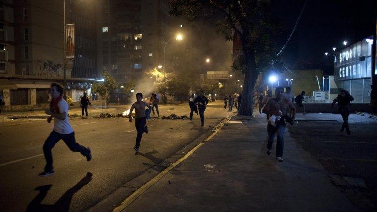 Protesters in Caracas, Venezuela (15 April 2013)