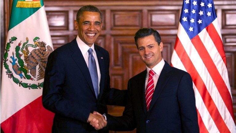 US President Barack Obama and Mexican President Enrique Pena Nieto in Mexico City (2 May 2013)