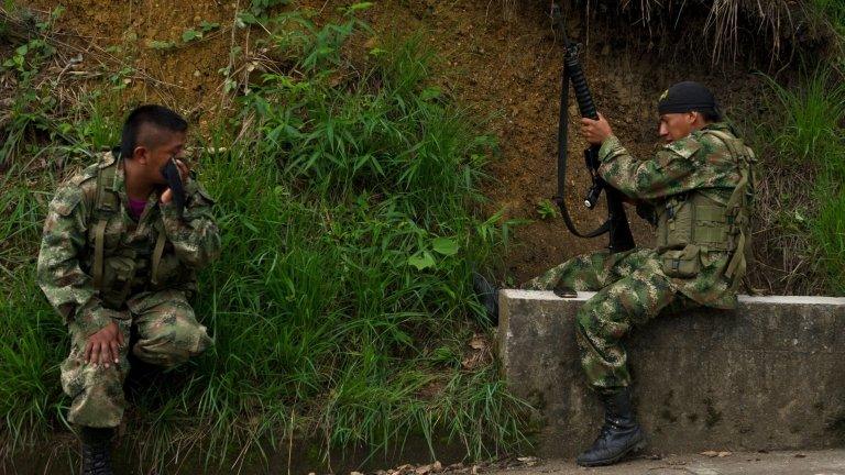 Farc rebels in Caldono, Cauca province, on 4 June 2013