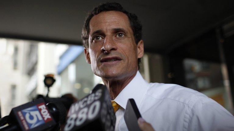 Anthony Weiner speaks to reporters outside his home in New York City, 24 July 2013