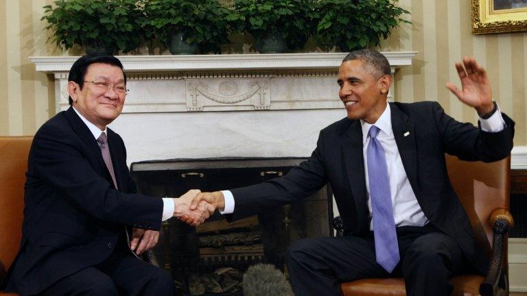 US President Barack Obama meets President Truong Tan Sang of Vietnam in the Oval Office on 25 July 2013 in Washington, D.C