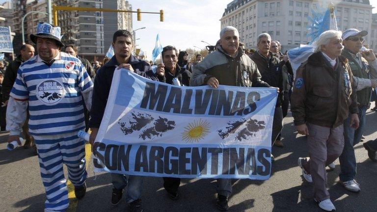 Falklands veterans in Buenos Aires, 20 June 2013