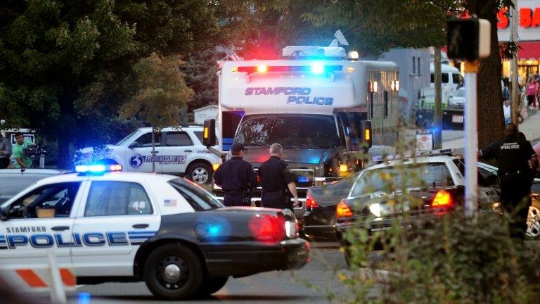 Police search house in Stamford. 3 Oct 2013