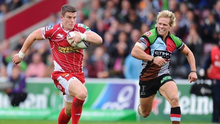 Scott Williams scores for Scarlets