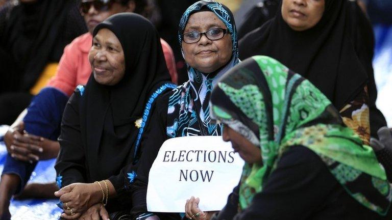 Supporters of opposition leader Mohamed Nasheed in Male. Photo: 19 October 2013