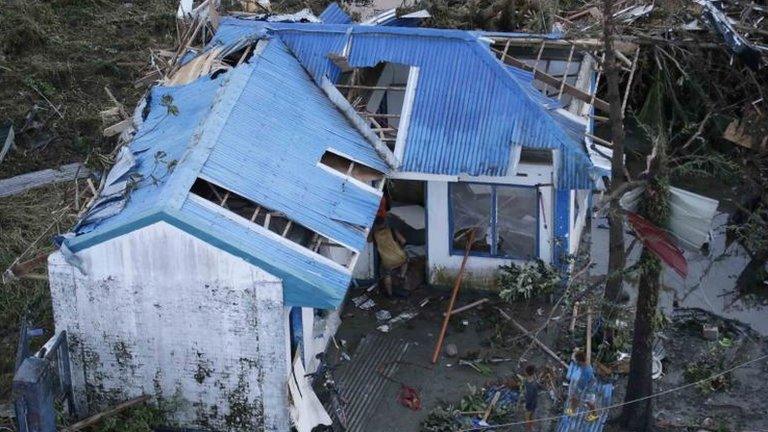 Typhoon damage in Tacloban, 9 Nov