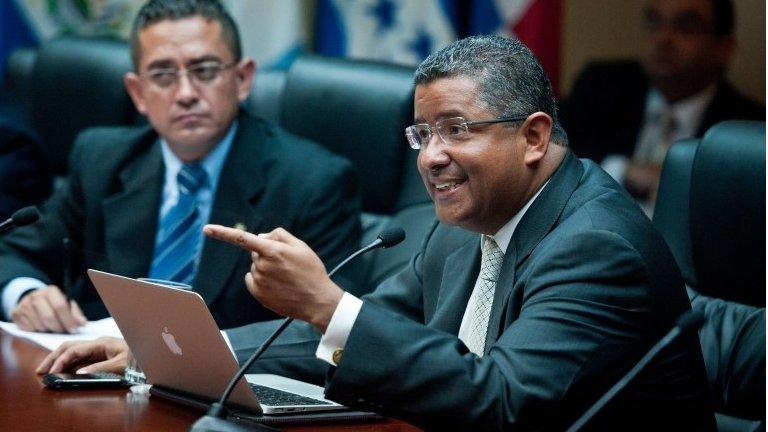 Former Salvadoran President (Francisco Flores (R) answers questions to the congress in San Salvador, El Salvador on January 7, 2014,