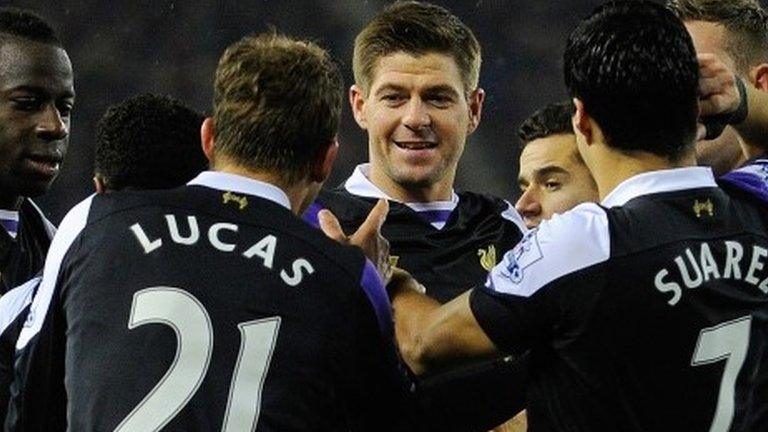 Liverpool's Steve Gerrard (centre)