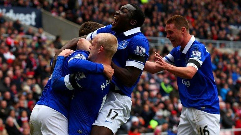 Everton celebrate after Wes Brown