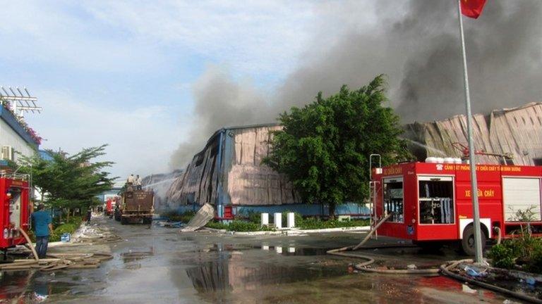 Taiwan-owned furniture factory torched in Binh Duong, 14 May