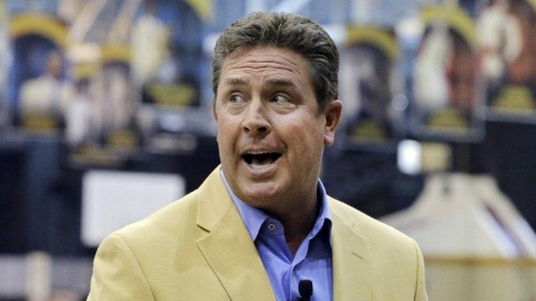 Miami Dolphins Hall of Fame quarterback Dan Marino appeared in Cleveland, Ohio, on 29 April 2014