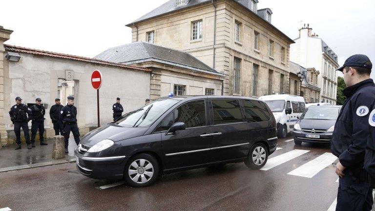 Suspect Mehdi Nemmouche arrives for appeal hearing at Versailles appeal court (4 June)