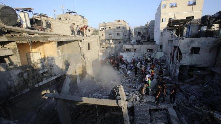 Rubble in Khan Younis, 10 July