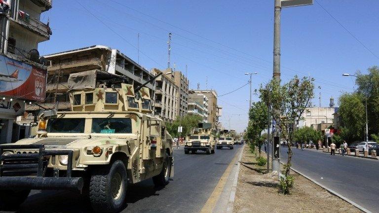 Armoured vehicles on Baghdad street - 11 August