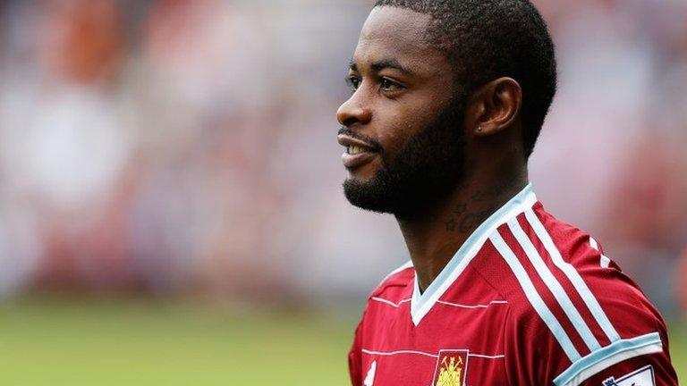 Alex Song