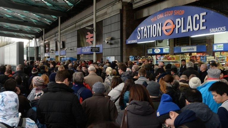 Finsbury Park station chaos