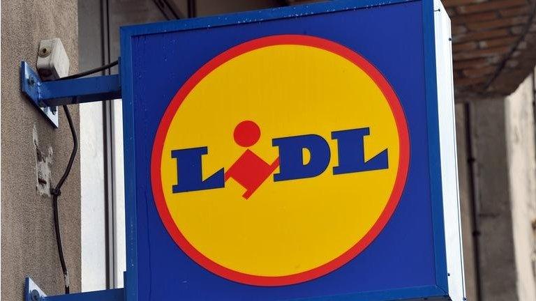 Lidl sign