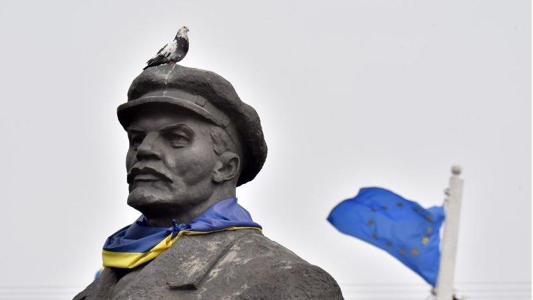 A statue of late Soviet leader Vladimir Lenin on the central square in the city of Donetsk on in March 2015