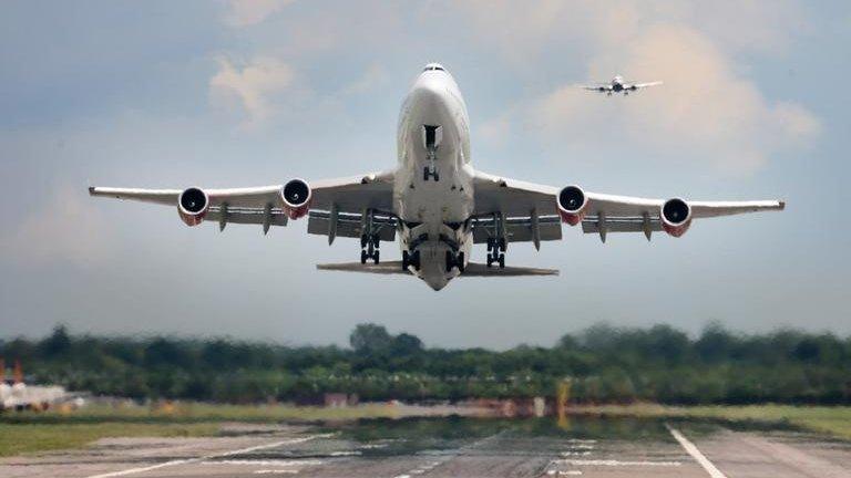 A Virgin Atlantic Boeing 747-400 passenger jet