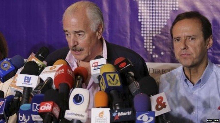 Colombia"s former president Andres Pastrana speaks next to Bolivia"s former president Jorge Quiroga (R), during a news conference in Caracas May 28, 2015